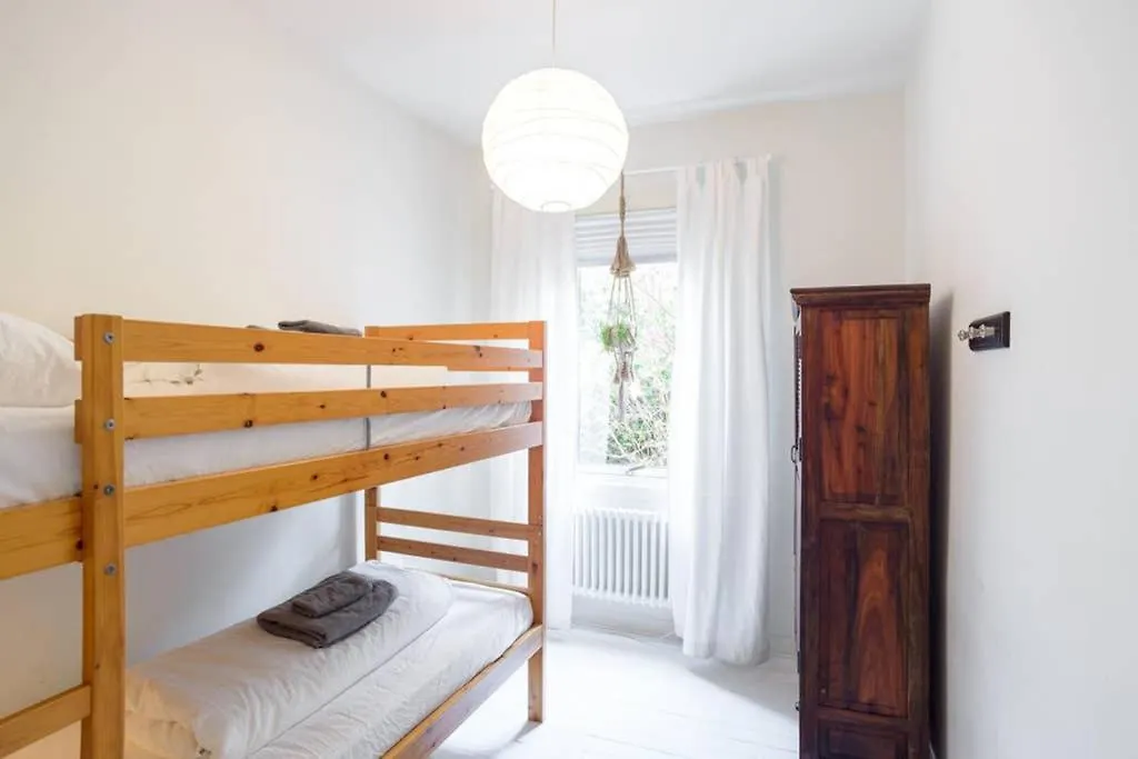 Boende I Ett Lugnt Och Centrumnara Villaomrade Göteborg Apartament