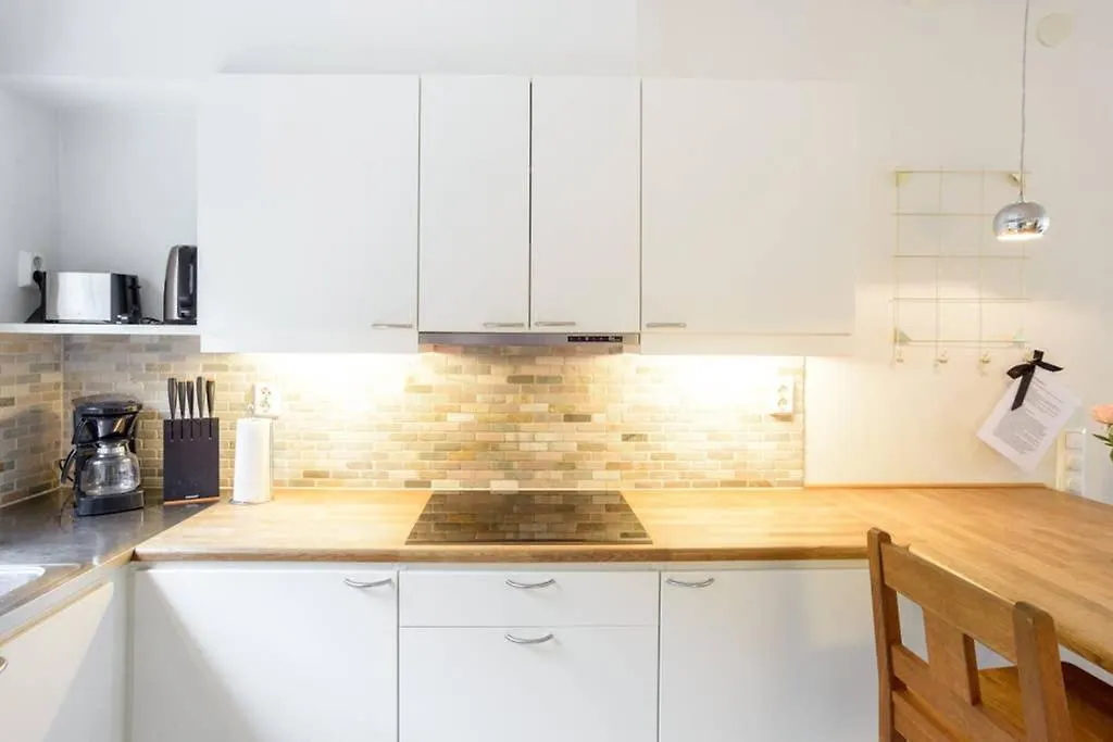 Apartament Boende I Ett Lugnt Och Centrumnara Villaomrade Göteborg