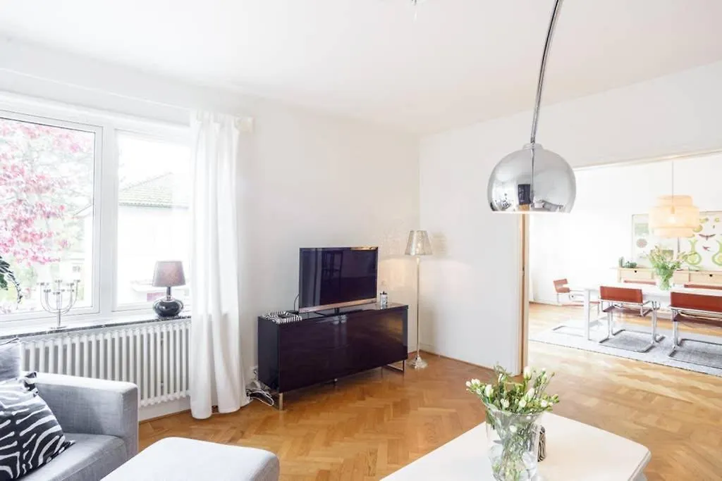 Boende I Ett Lugnt Och Centrumnara Villaomrade Göteborg Szwecja