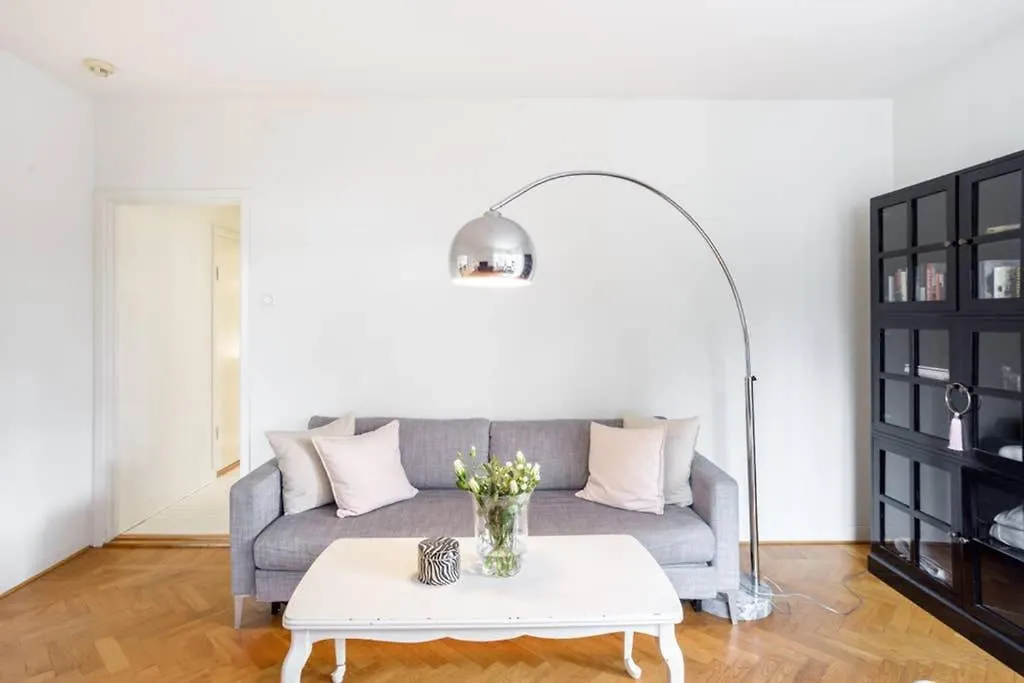 Boende I Ett Lugnt Och Centrumnara Villaomrade Göteborg 0*,  Szwecja